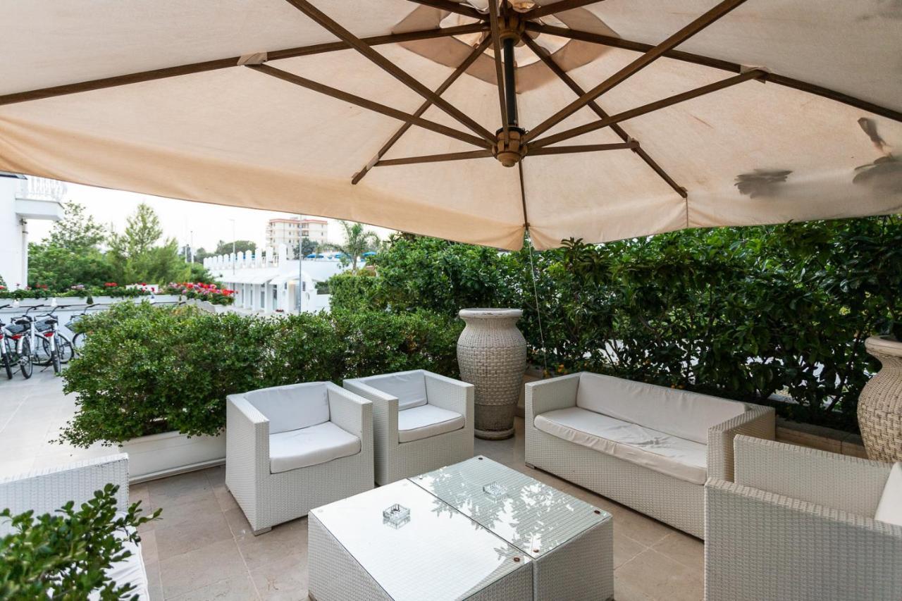 Club Azzurro Hotel & Resort Porto Cesareo Luaran gambar