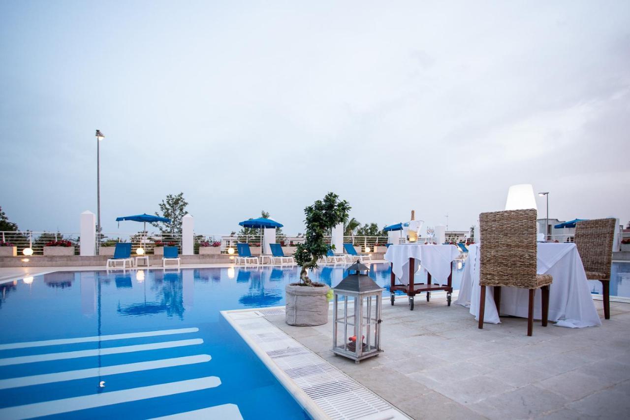 Club Azzurro Hotel & Resort Porto Cesareo Luaran gambar